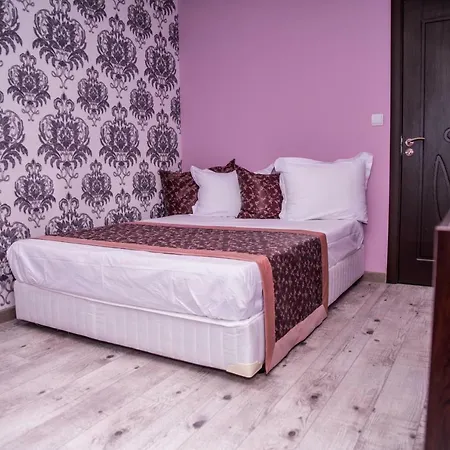 българия със свободна зона за паркиране * Veliko Tarnovo